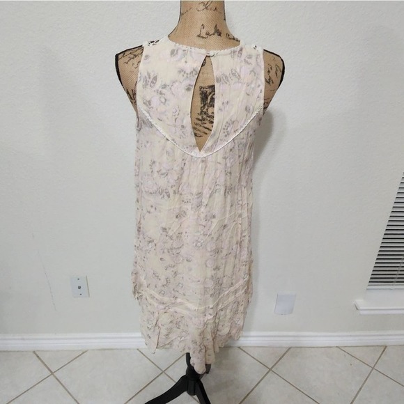O’Neill Women’s Size‎ Small Sleeveless Off-White Floral Rayon Dress Edwardian - Picture 4 of 9